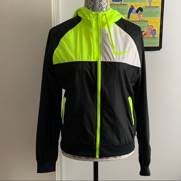 nike black and green jacket